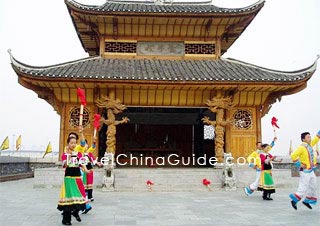 Diaojiaolou, House of Tujia Nationality